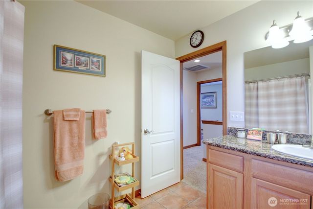 1516 N 43rd Place, Mount Vernon, WA 98273