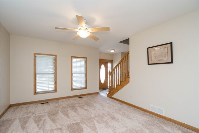 9600 Twin Eagles Drive, Johnston, IA 50131