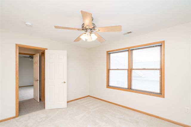 9600 Twin Eagles Drive, Johnston, IA 50131