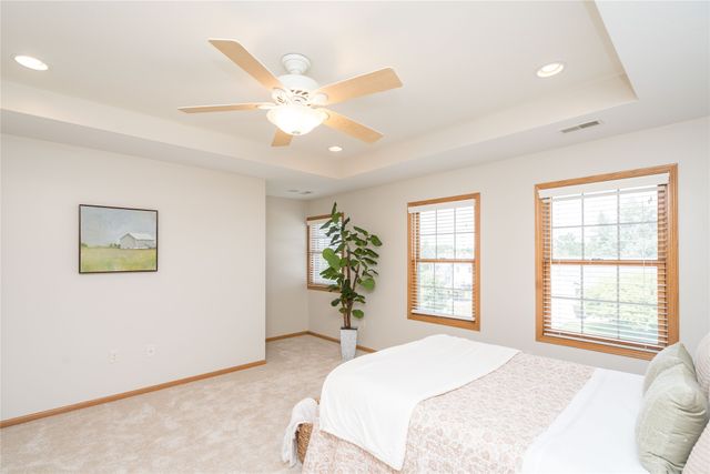 9600 Twin Eagles Drive, Johnston, IA 50131