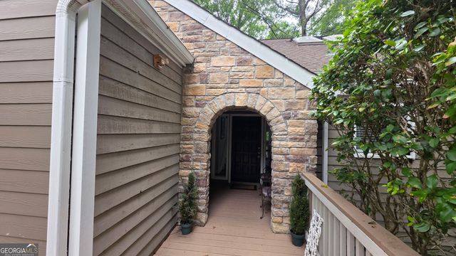 2659 Spring Rock Way NE, Roswell, GA 30075
