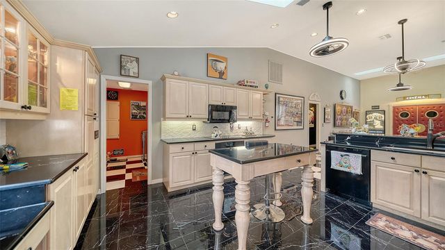 7421 WEEPING WILLOW BOULEVARD, Sarasota, FL 34241
