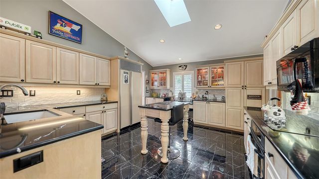 7421 WEEPING WILLOW BOULEVARD, Sarasota, FL 34241