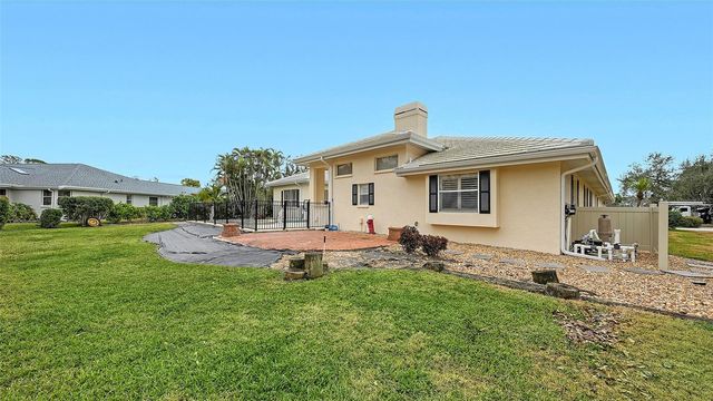 7421 WEEPING WILLOW BOULEVARD, Sarasota, FL 34241