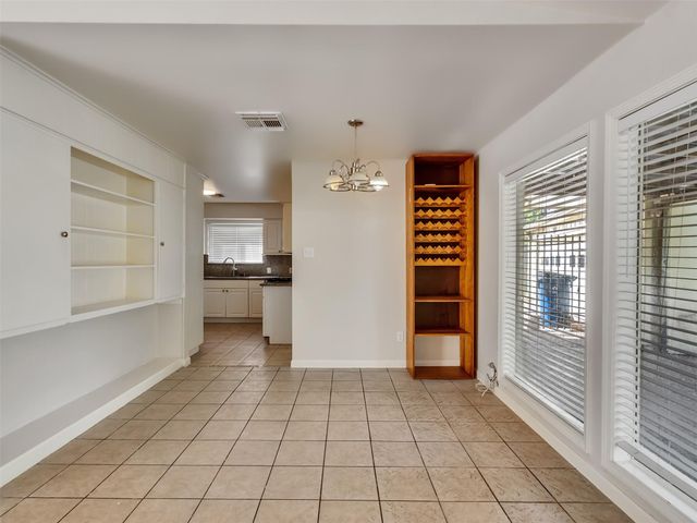 3015 Inwood Drive, Dickinson, TX 77539