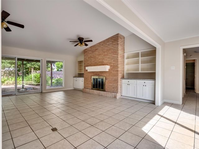 3015 Inwood Drive, Dickinson, TX 77539