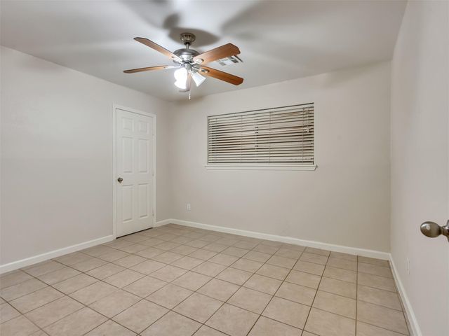 3015 Inwood Drive, Dickinson, TX 77539
