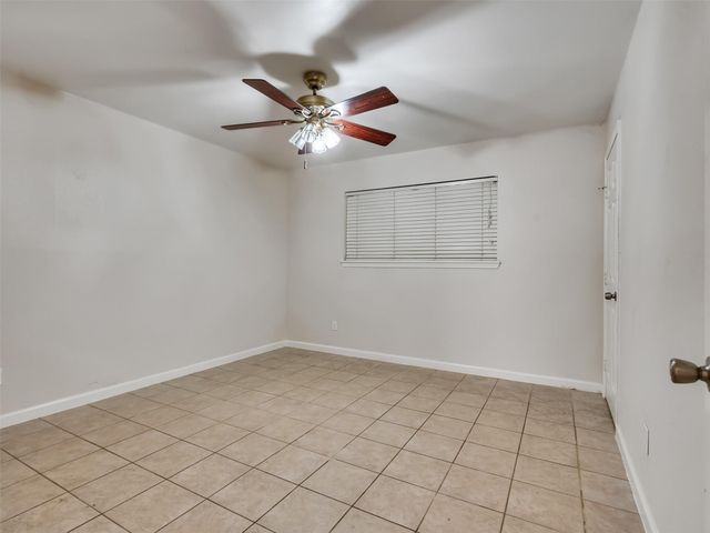3015 Inwood Drive, Dickinson, TX 77539