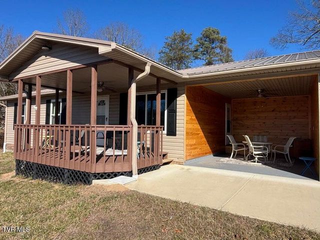 155 Oak Tree Lane, Sneedville, TN 37869