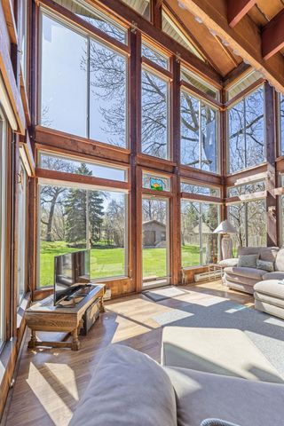 6819 Sunnyside Drive, Horace, ND 58047