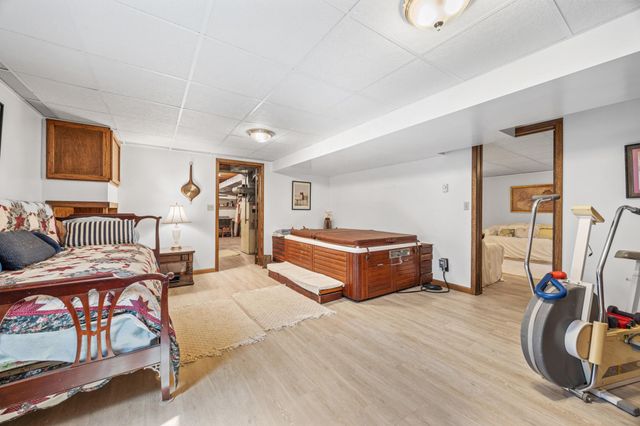 6819 Sunnyside Drive, Horace, ND 58047