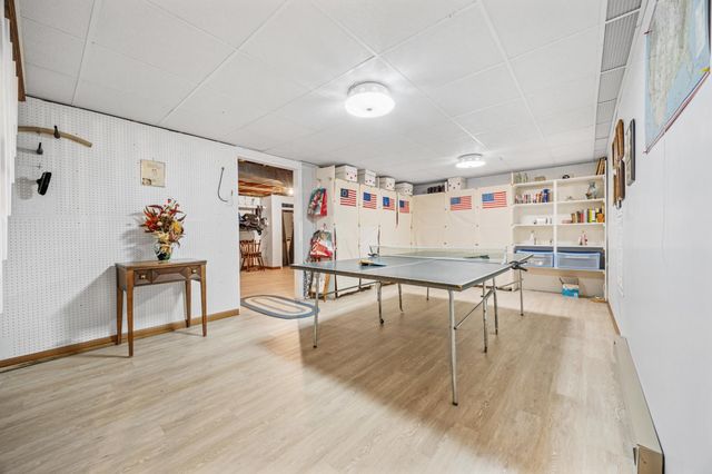 6819 Sunnyside Drive, Horace, ND 58047