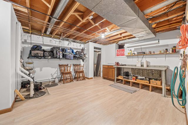 6819 Sunnyside Drive, Horace, ND 58047