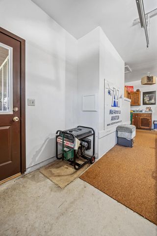 6819 Sunnyside Drive, Horace, ND 58047