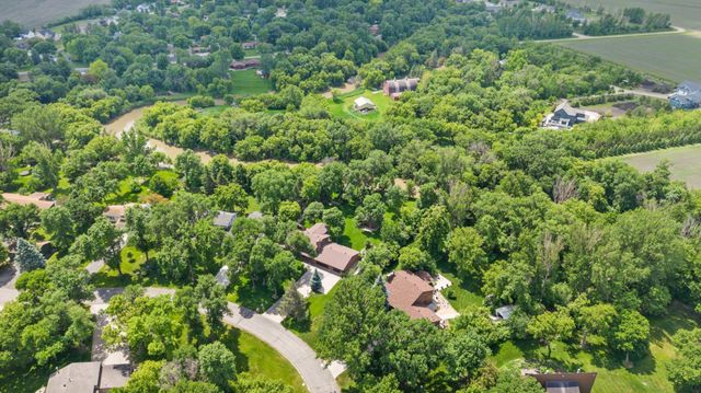 6819 Sunnyside Drive, Horace, ND 58047