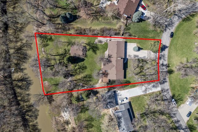 6819 Sunnyside Drive, Horace, ND 58047