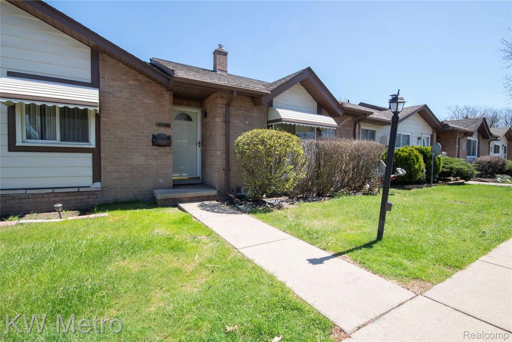 8401 18 Mile Road 253, Sterling Heights, MI 48313