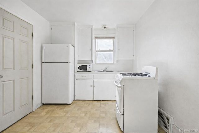 Address unavailable.