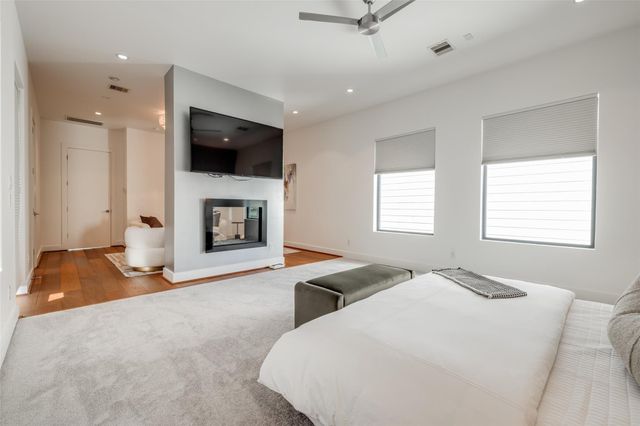 909 Peden Street, Houston, TX 77006