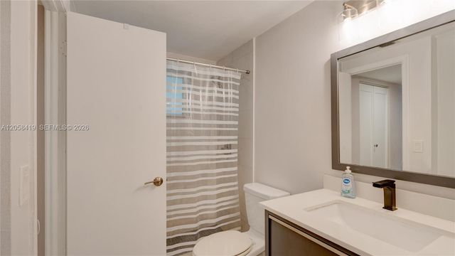 7910 Camino Real N105, Miami, FL 33143