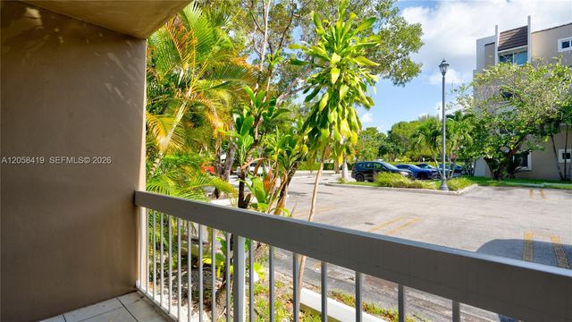 7910 Camino Real N105, Miami, FL 33143