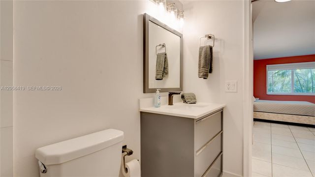 7910 Camino Real N105, Miami, FL 33143