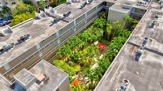 7910 Camino Real N105, Miami, FL 33143