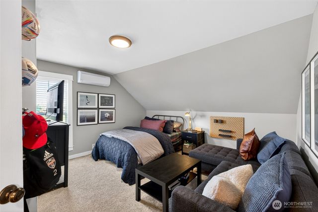 26518 Sumner Buckley Highway E, Buckley, WA 98321
