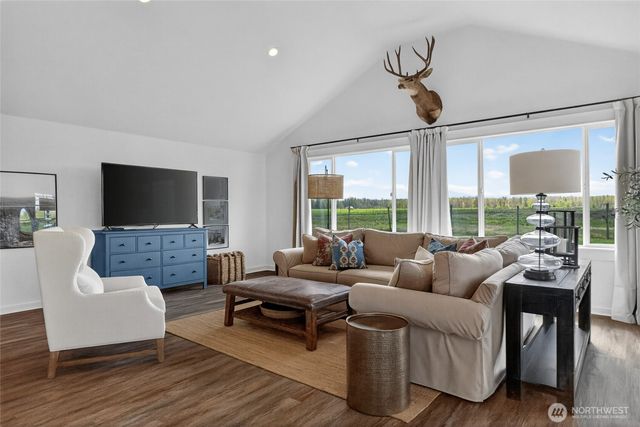 26518 Sumner Buckley Highway E, Buckley, WA 98321