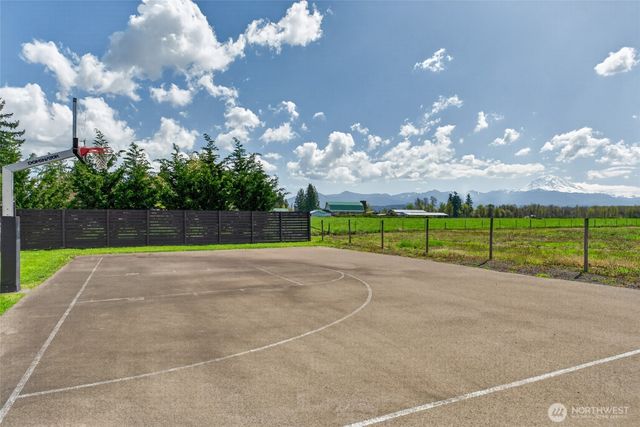 26518 Sumner Buckley Highway E, Buckley, WA 98321