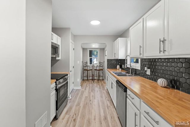 1017 Hamilton Avenue, Fort Wayne, IN 46806