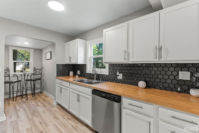 1017 Hamilton Avenue, Fort Wayne, IN 46806