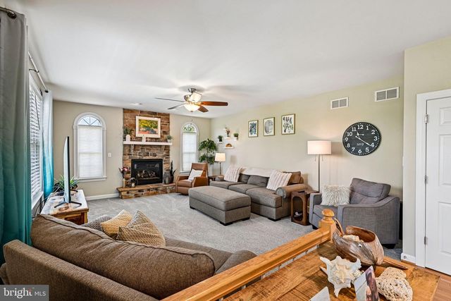 1004 CRIMSON CLOUD CT, Mount Airy, MD 21771