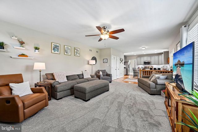 1004 CRIMSON CLOUD CT, Mount Airy, MD 21771