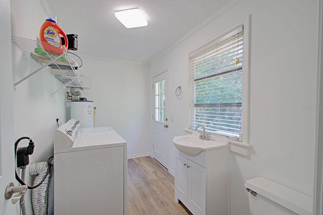 360 W CENTRAL AVENUE, Orange City, FL 32763