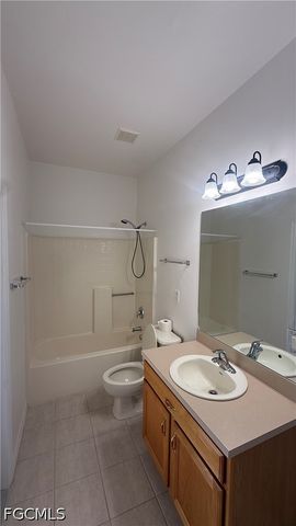 2016 SW 3rd TER, Cape Coral, FL 33991