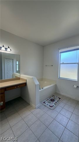 2016 SW 3rd TER, Cape Coral, FL 33991