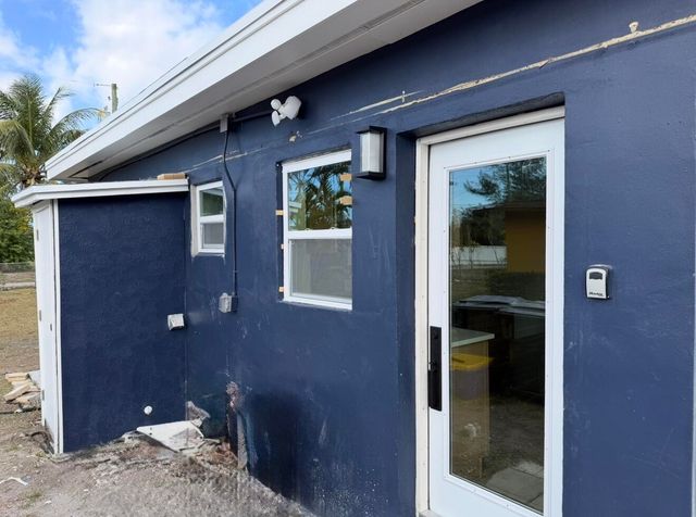 26 SW 10th Avenue, Delray Beach, FL 33444