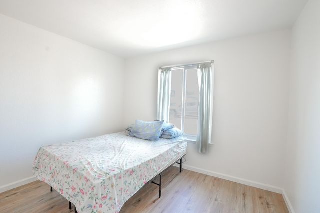 26138 N Mooney Boulevard, Tulare, CA 93274