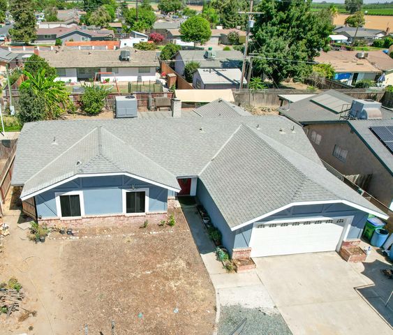 26138 N Mooney Boulevard, Tulare, CA 93274