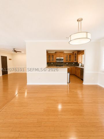 1030 NE 107th St 1030, Miami Shores, FL 33161