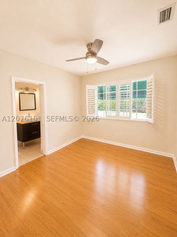 1030 NE 107th St 1030, Miami Shores, FL 33161