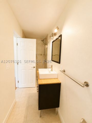 1030 NE 107th St 1030, Miami Shores, FL 33161