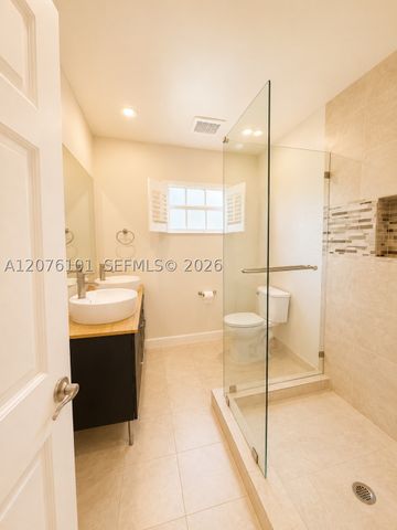 1030 NE 107th St 1030, Miami Shores, FL 33161