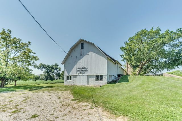 40W758 Ellis Johnson Lane, St. Charles, IL 60175