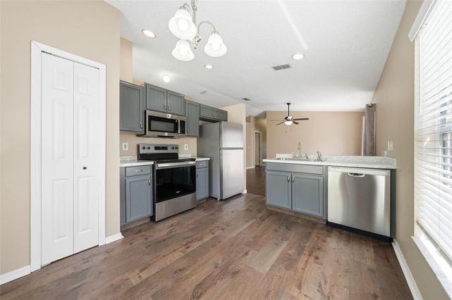 2727 MAYER STREET, Orlando, FL 32806