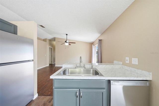 2727 MAYER STREET, Orlando, FL 32806