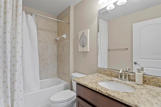 2935 WINGLEWOOD CIRCLE, Lutz, FL 33558