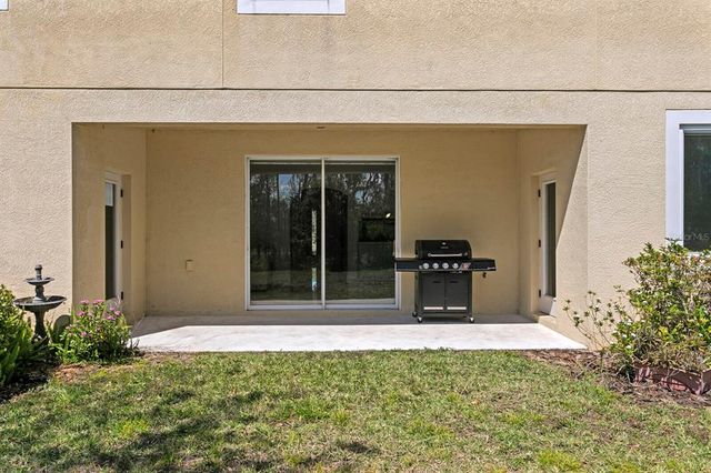 2935 WINGLEWOOD CIRCLE, Lutz, FL 33558