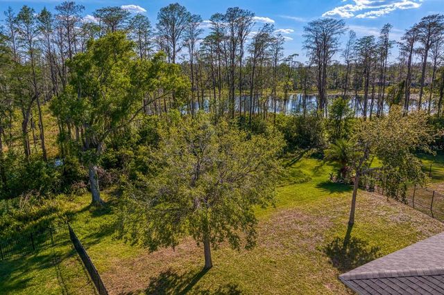2935 WINGLEWOOD CIRCLE, Lutz, FL 33558